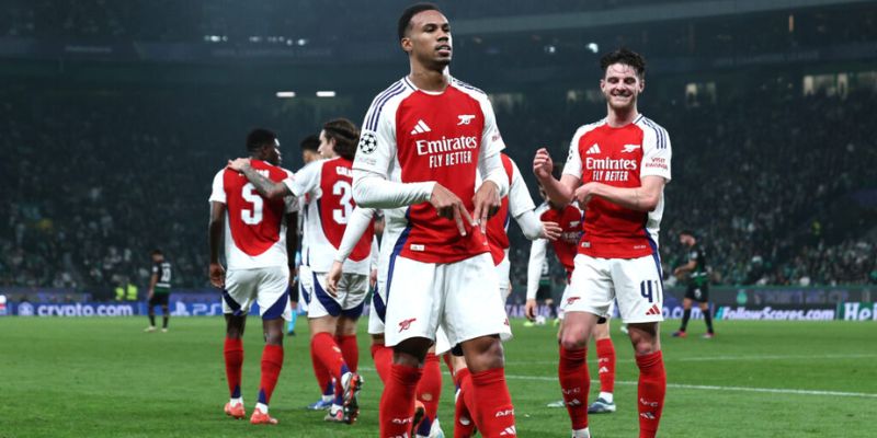 Arsenal hiện đang sở hữu một đội hình mạnh mẽ