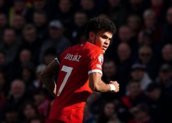 Sự nghiệp ban đầu và dấu ấn cá nhân của Cầu thủ bóng đá Luis Diaz