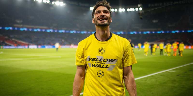 Borussia Dortmund giữ chân Hummels đến năm 2026